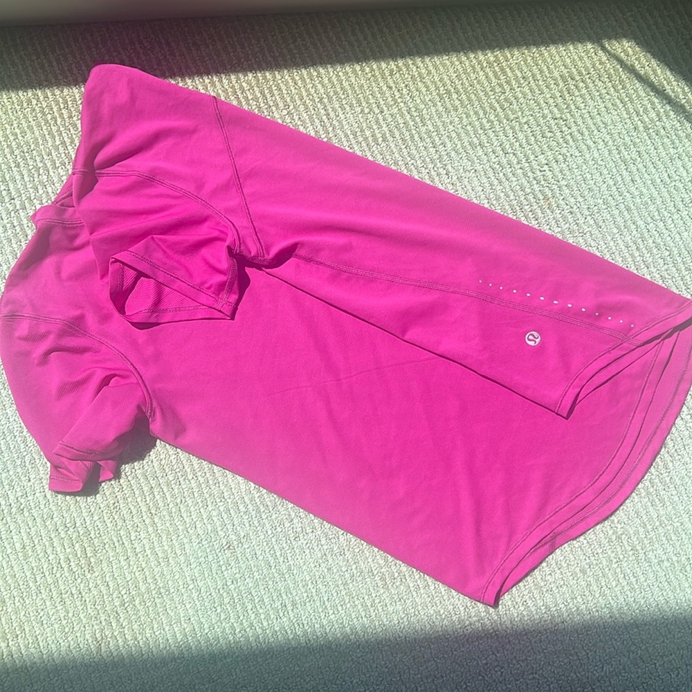 Tee shirt